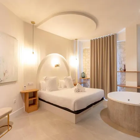 Double Market With Jacuzzi Holiday home